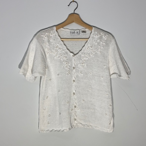 Vintage Floral Embroidered Pearl Button Grandma Knit Shirt Sweater - Picture 2 of 12